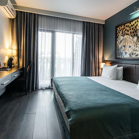 Bartolomeo Hotel Dnipro Exterior photo